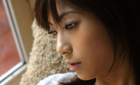 Fantastic Asian MILF Rin Suzuka exhibits her perfect butt and toys her pussy