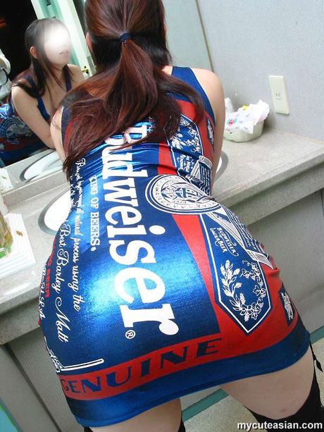 Amateur Asian girl with tiny tits strips and toys her pussy in a bath